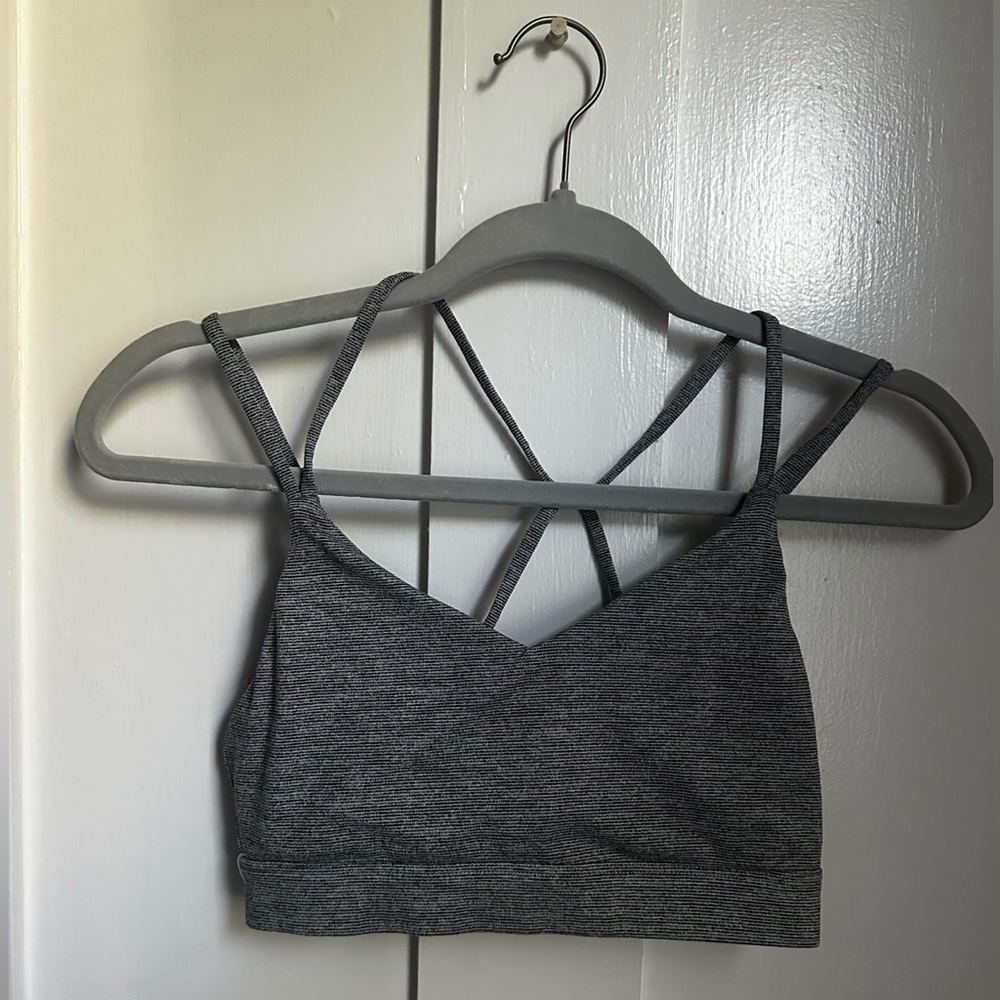 Old Navy Gray Strappy Sports Bra